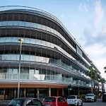 Joivy Luxury Waterfront With Balcony & Parking In Cenova