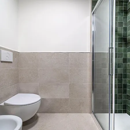 Joivy Luxury Waterfront With Balcony & Parking In Διαμέρισμα